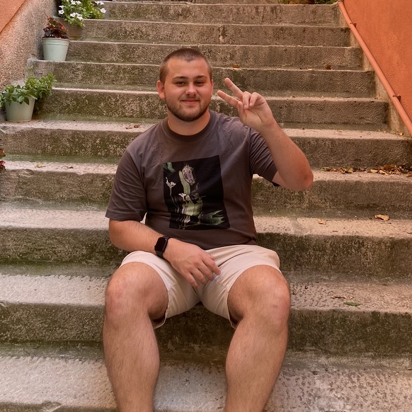 Ein Bild von mir auf einer Treppe